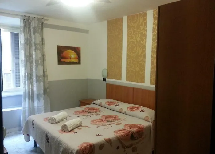 Roxena House