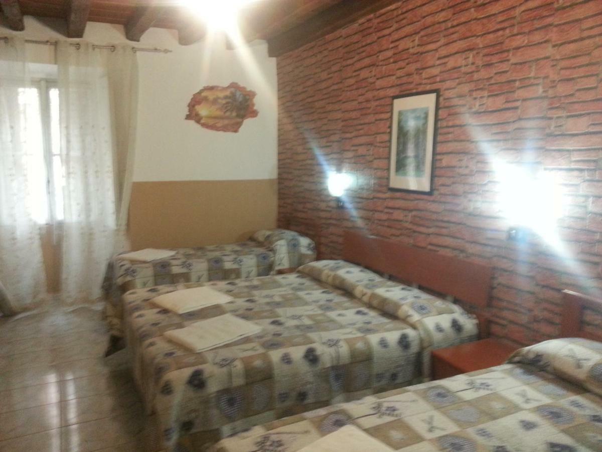 Hotel Roxena House Rom